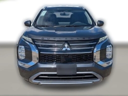 Mitsubishi Outlander SEL FWD 2025