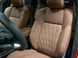 Mitsubishi Outlander SEL FWD 2025