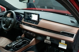 Mitsubishi Outlander SEL FWD 2025