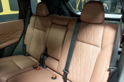 Mitsubishi Outlander SEL FWD 2025