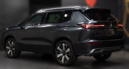 Mitsubishi Outlander SEL FWD 2026