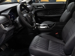 Mitsubishi Outlander SEL FWD 2026