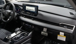 Mitsubishi Outlander SEL FWD 2026