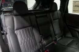 Mitsubishi Outlander SEL FWD 2026