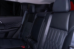 Mitsubishi Outlander SEL FWD 2026