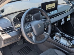 Mitsubishi Outlander SE S-AWC 2025