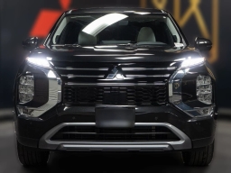 Mitsubishi Outlander SE S-AWC 2025