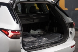 Mitsubishi Outlander SE S-AWC 2025