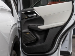 Mitsubishi Outlander SE S-AWC 2026