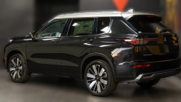 Mitsubishi Outlander Platinum Edition S-AWC 2025