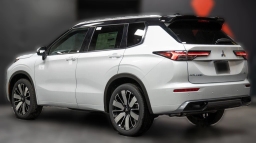 Mitsubishi Outlander SEL S-AWC 2026