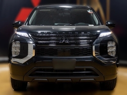 Mitsubishi Outlander Plug-In Hybrid ES S-AWC 2025