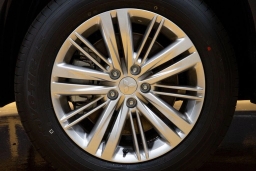 Mitsubishi Outlander Plug-In Hybrid ES S-AWC 2025