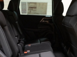 Mitsubishi Outlander Plug-In Hybrid ES S-AWC 2025