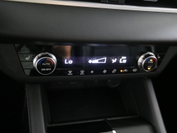 Mitsubishi Outlander Plug-In Hybrid SE S-AWC 2025