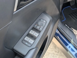 Mitsubishi Outlander Plug-In Hybrid SE S-AWC 2025