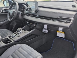 Mitsubishi Outlander Plug-In Hybrid SE S-AWC 2025