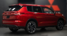 Mitsubishi Outlander Plug-In Hybrid SE S-AWC 2025