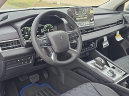 Mitsubishi Outlander Plug-In Hybrid SEL Black Edition S-AWC 2025