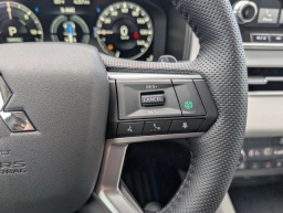 Mitsubishi Outlander Plug-In Hybrid SEL S-AWC 2025