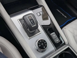 Mitsubishi Outlander Plug-In Hybrid SEL S-AWC 2025