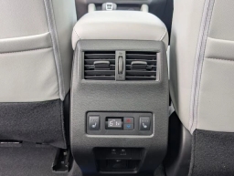 Mitsubishi Outlander Plug-In Hybrid SEL S-AWC 2025