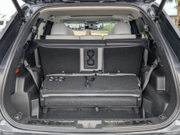 Mitsubishi Outlander Plug-In Hybrid SEL S-AWC 2025