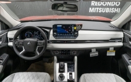 Mitsubishi Outlander Plug-In Hybrid SEL S-AWC 2025