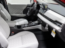 Mitsubishi Outlander Plug-In Hybrid SEL S-AWC 2025