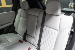 Mitsubishi Outlander Plug-In Hybrid SEL S-AWC 2025