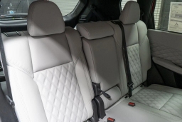 Mitsubishi Outlander Plug-In Hybrid SEL S-AWC 2025