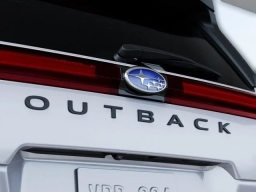 Subaru Outback Premium AWD 2026