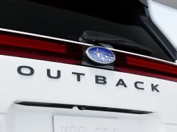 Subaru Outback Premium AWD 2026