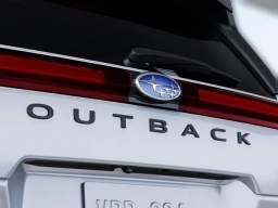 Subaru Outback Premium AWD 2026