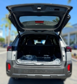 Subaru Outback Premium AWD 2026