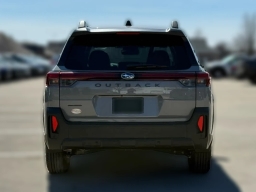 Subaru Outback Limited AWD 2026
