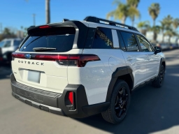 Subaru Outback Limited AWD 2026