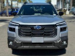 Subaru Outback Limited AWD 2026