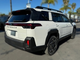 Subaru Outback Touring AWD 2026