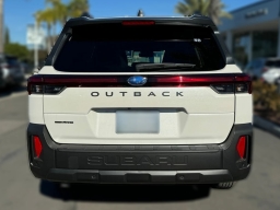 Subaru Outback Touring AWD 2026