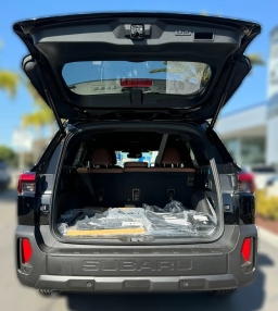 Subaru Outback Touring AWD 2026