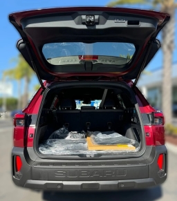 Subaru Outback Touring AWD 2026