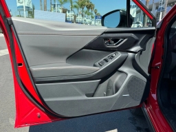 Subaru Crosstrek Limited Hybrid AWD 2026