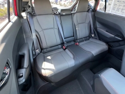 Subaru Crosstrek Limited Hybrid AWD 2026