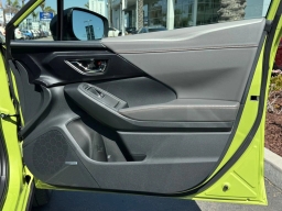Subaru Crosstrek Limited Hybrid AWD 2026