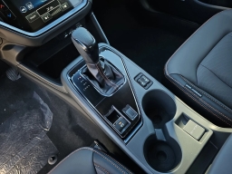 Subaru Crosstrek Limited Hybrid AWD 2026