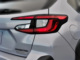 Subaru Crosstrek Limited Hybrid AWD 2026