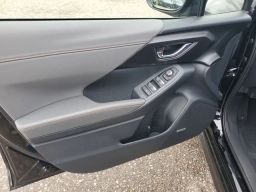 Subaru Crosstrek Limited Hybrid AWD 2026