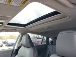 Subaru Crosstrek Limited Hybrid AWD 2026