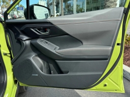 Subaru Crosstrek Limited Hybrid AWD 2026